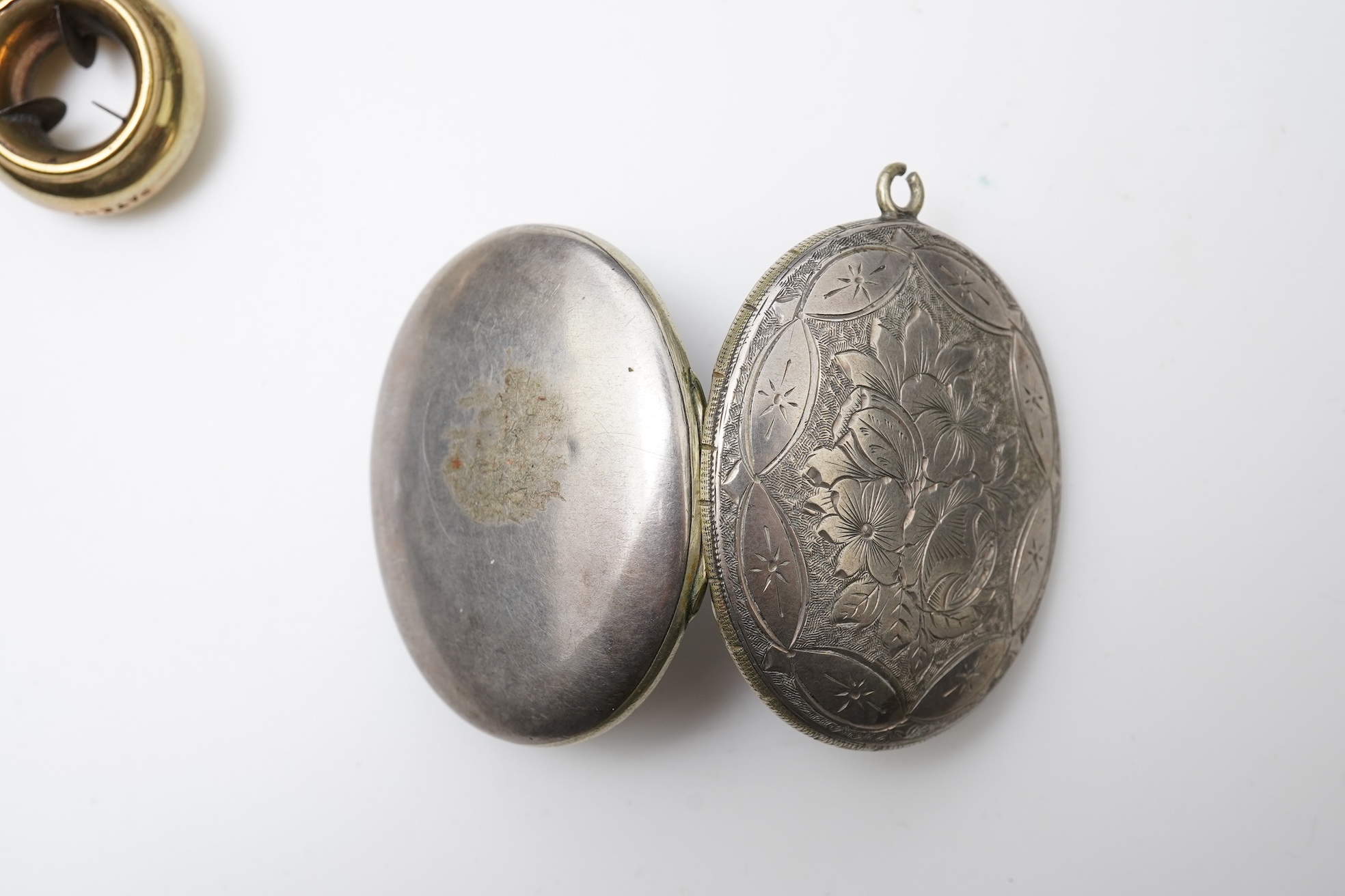 A collection of jewels, late 19th/early 20th century